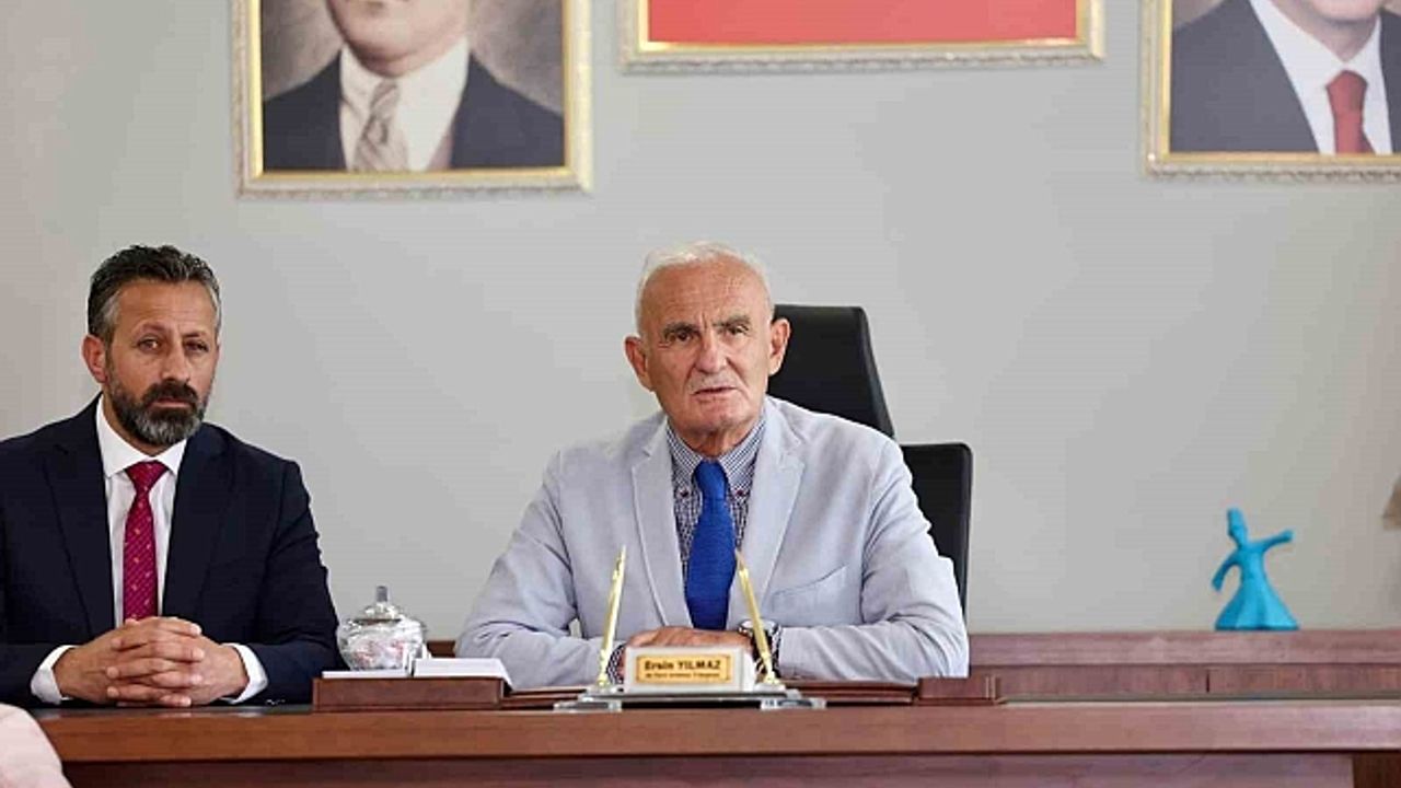 AK Parti Genel Başkan Yardımcısı Yılmaz, Ardahan''da partililerle buluştu
