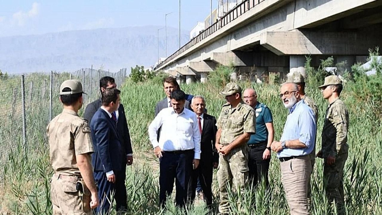 Kaymakam"ın Gümrük Hamlesi Takdirle Karşılanıyor