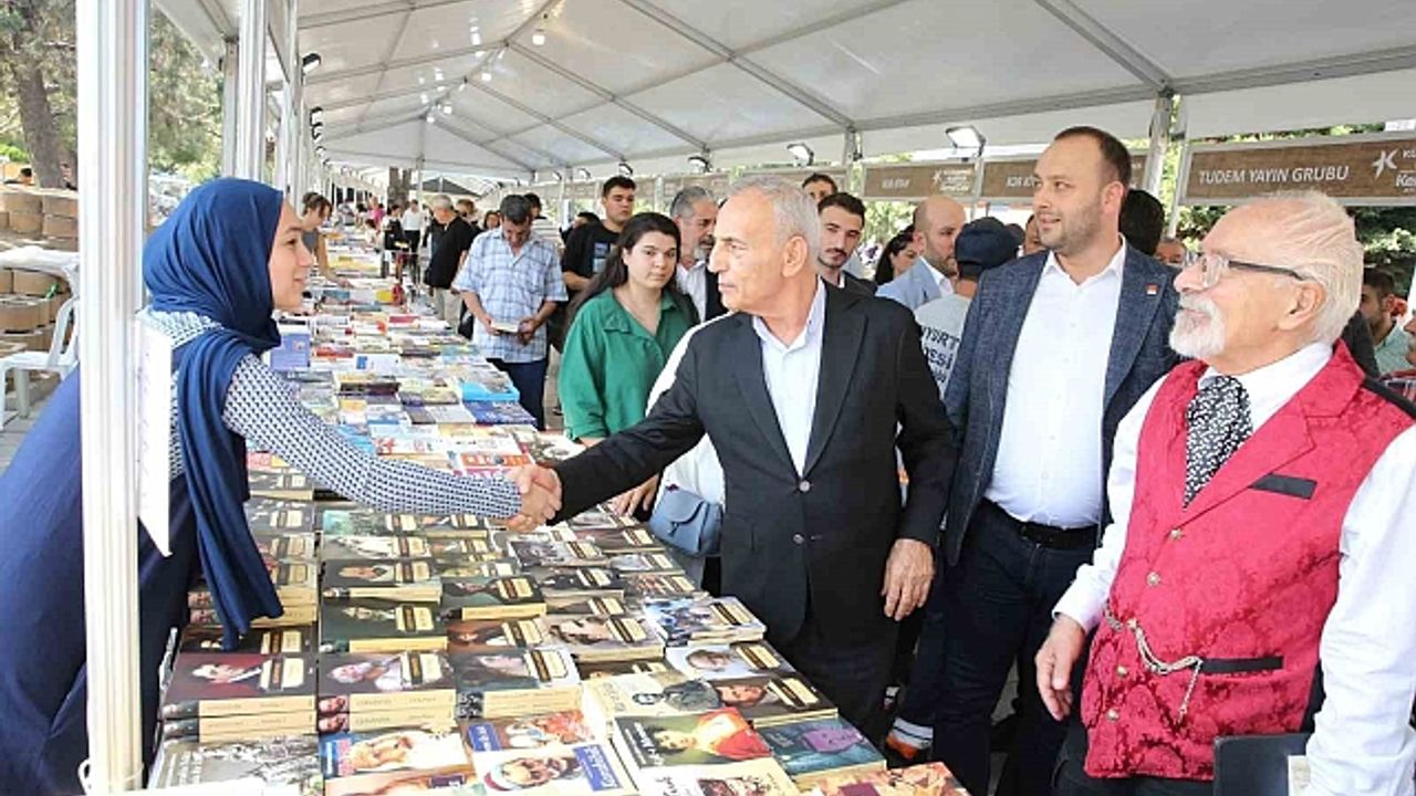 İstanbul''da 2. Küçükçekmece Kitap Günleri başladı