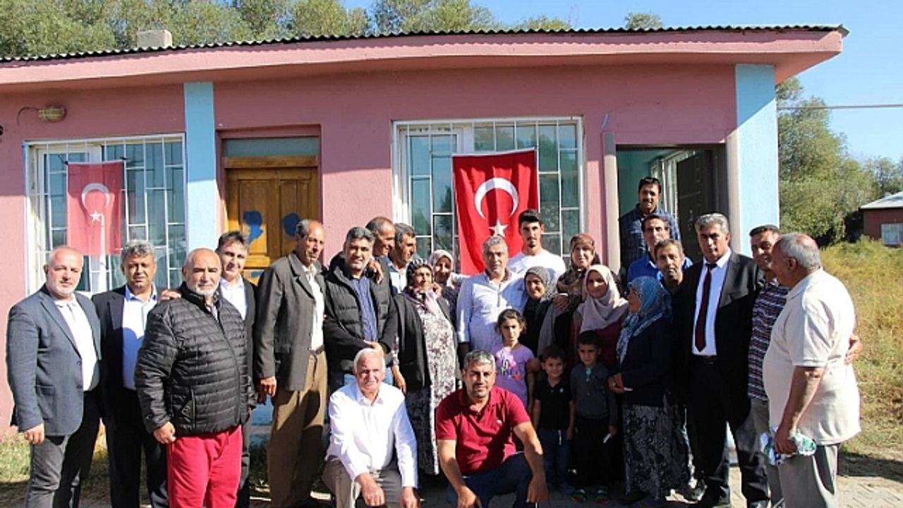 Milletvekili Cantürk Alagöz ve İl Başkanı Ali Kemal Ayaz Aralık İlçesini Ziyaret Etti