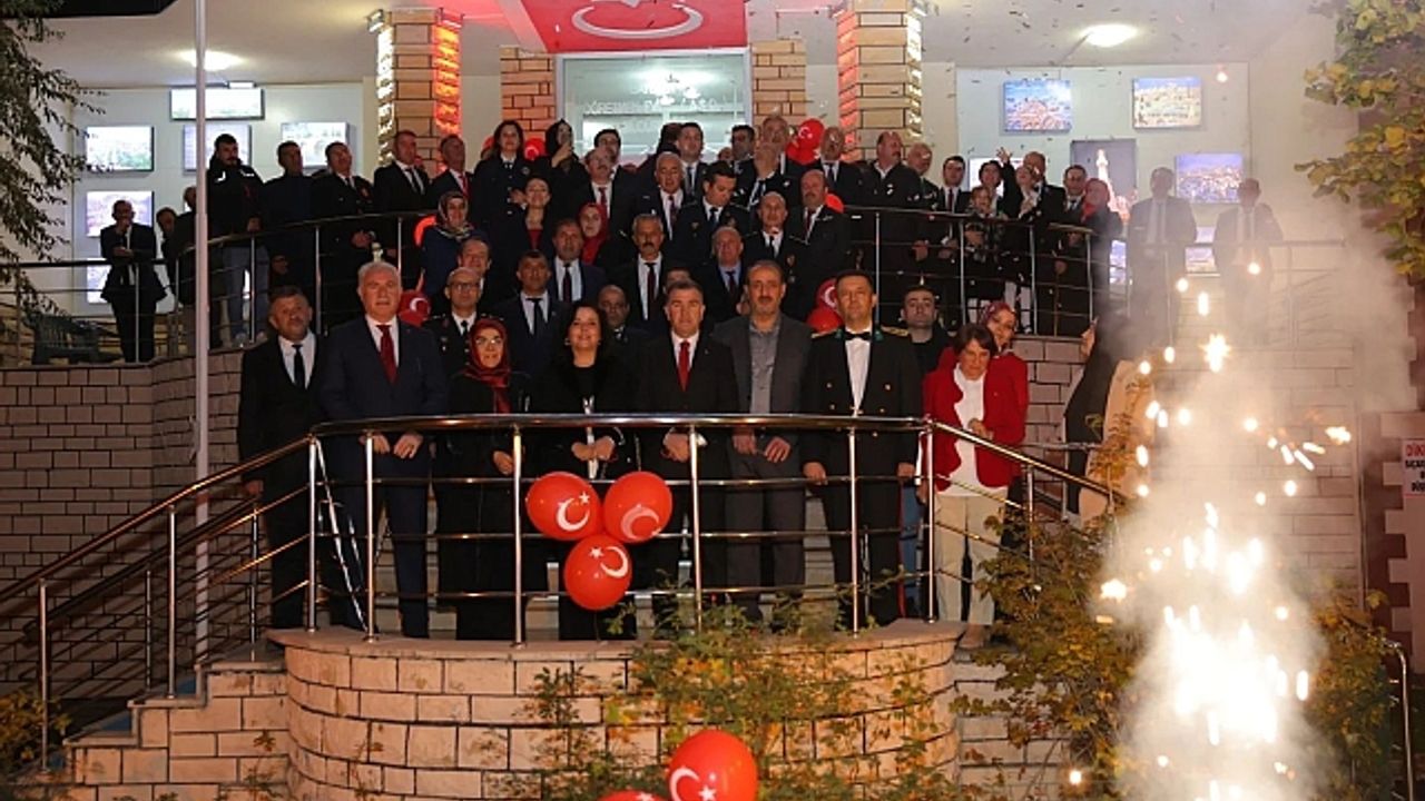 Bayburt''ta Cumhuriyet resepsiyonu düzenlendi