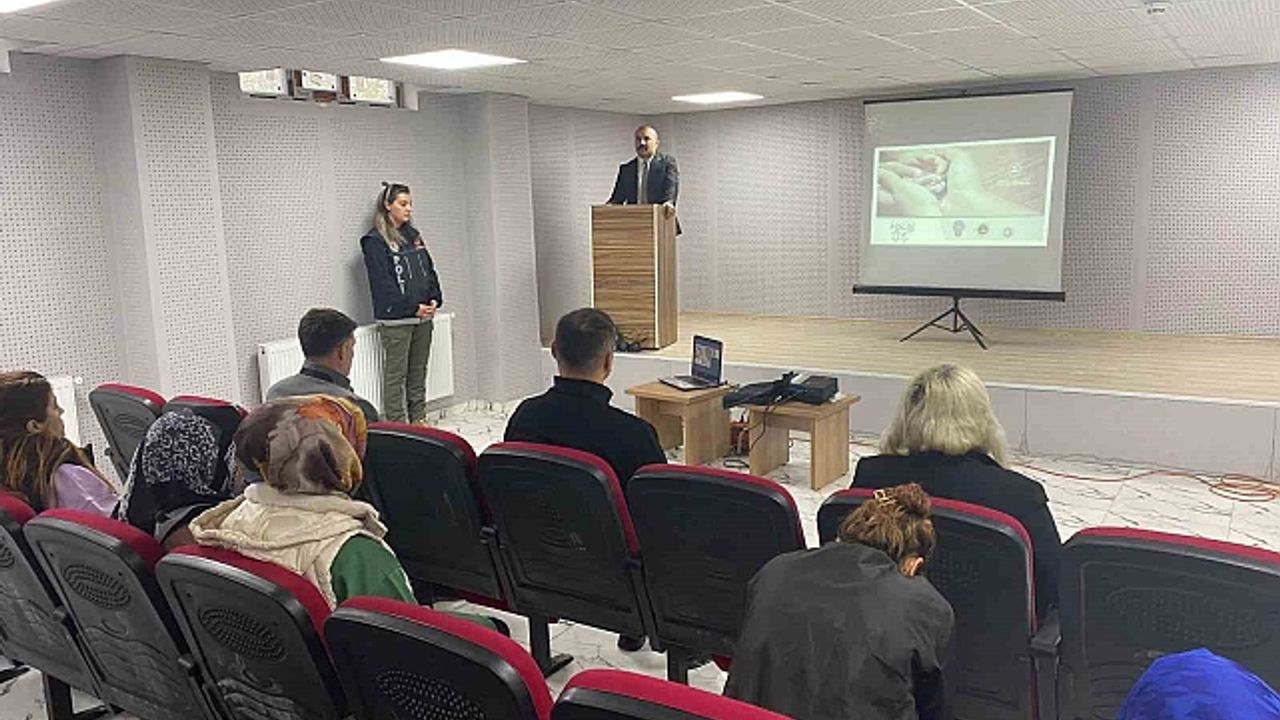 Digor''da "En iyi narkotik polisi anne" etkinliği düzenlendi