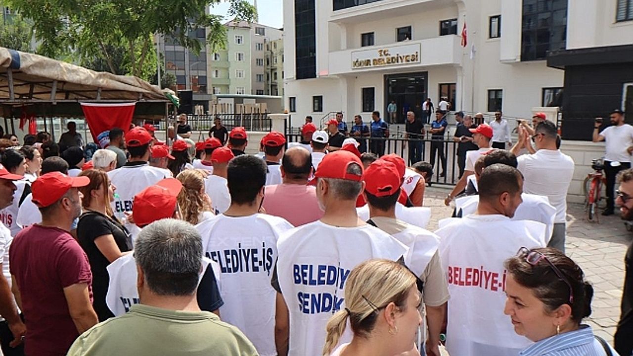 İŞTEN ÇIKARILAN İŞÇİLERİN MAHKEMESİ 7 OCAK TARİHİNE ERTELENDİ