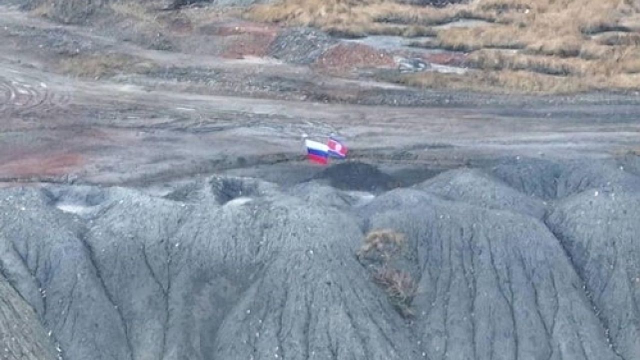 Rusya ve Kuzey Kore bayraklarının Ukrayna cephesinde görüldüğü iddiası