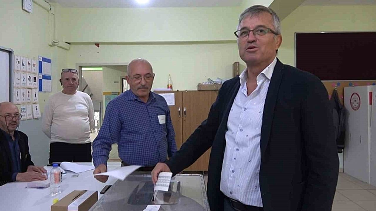 Yalova''da çifte vatandaşlar Bulgaristan seçimleri için sandık başında