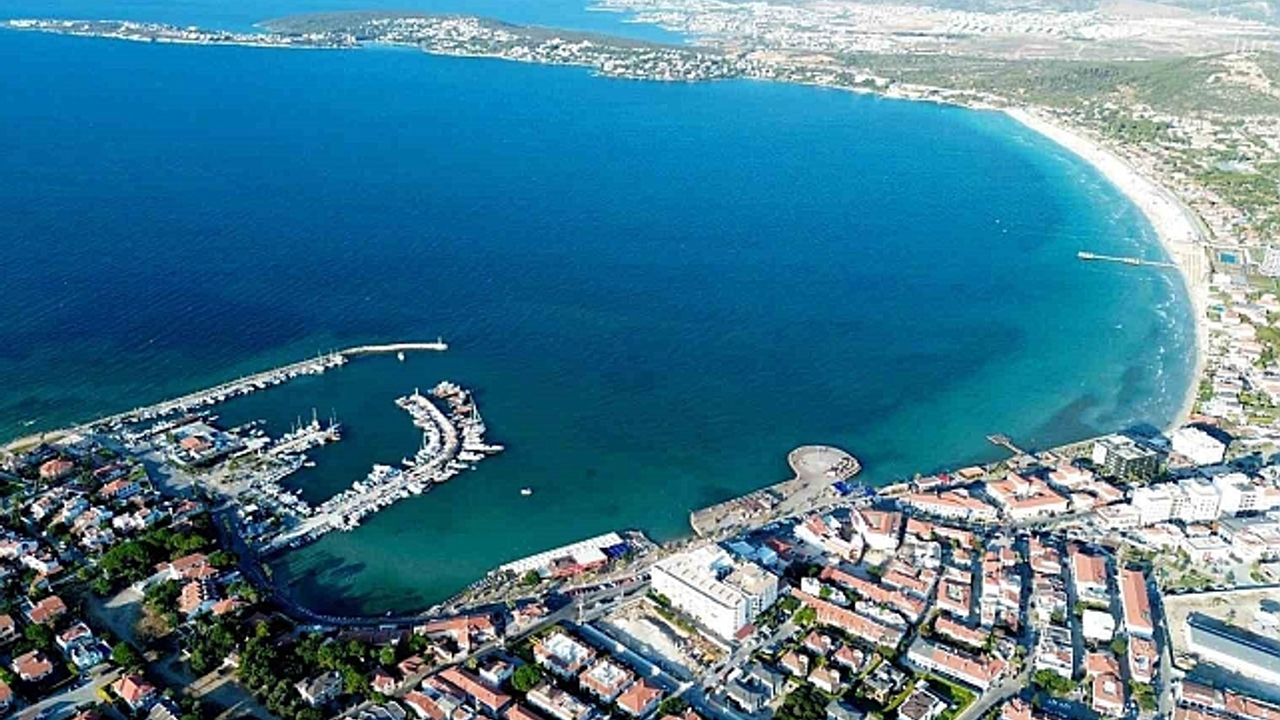 ÇEŞTOB Başkanı Belge, "Çeşme, bir mücevher gibi, onu parlatmak bizim elimizde"