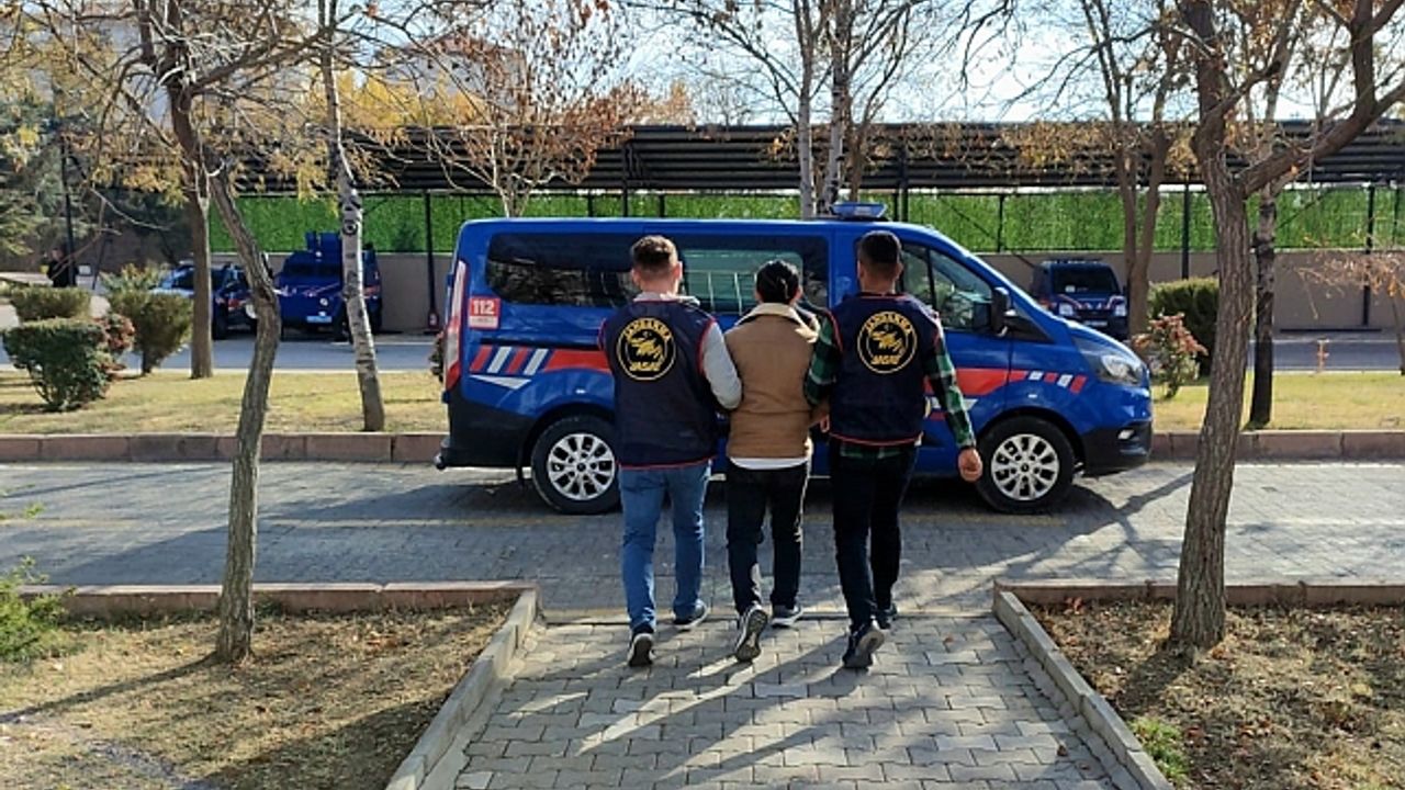Hırsızlık suçundan aranan şüpheli tutuklandı