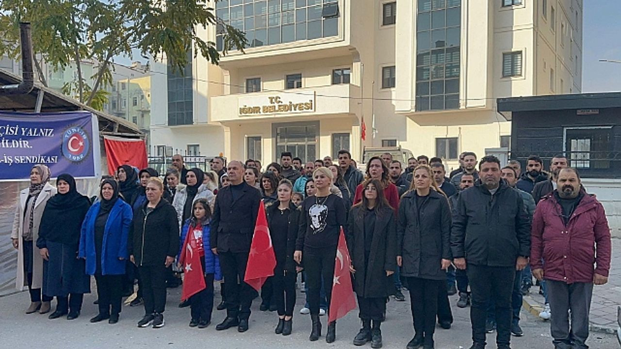 Iğdır"da İşten Çıkarılan 204 İşçi, Atatürk"ü Eylem Çadırında Andı