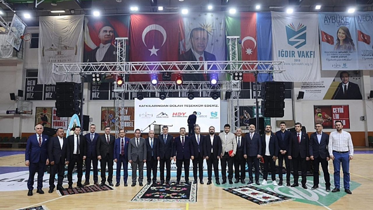 Iğdır"da Muğam Müziği Ziyafeti: Alim Kasımov"dan Unutulmaz Gece