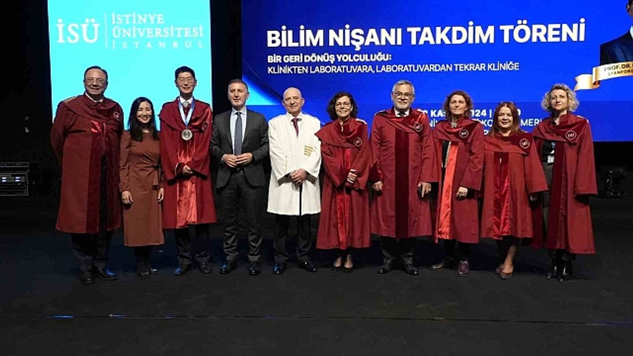 İstinye Üniversitesi Tıp Fakültesi Bilim Nişanı Stanford Üniversitesi''nden Prof. Dr. Michael Lim''e takdim edildi