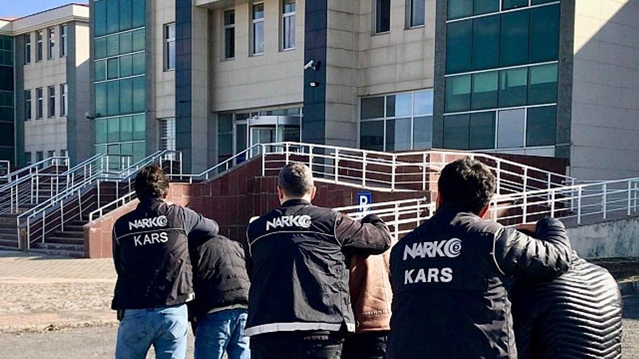 Kars''ta aparta uyuşturucu operasyonu