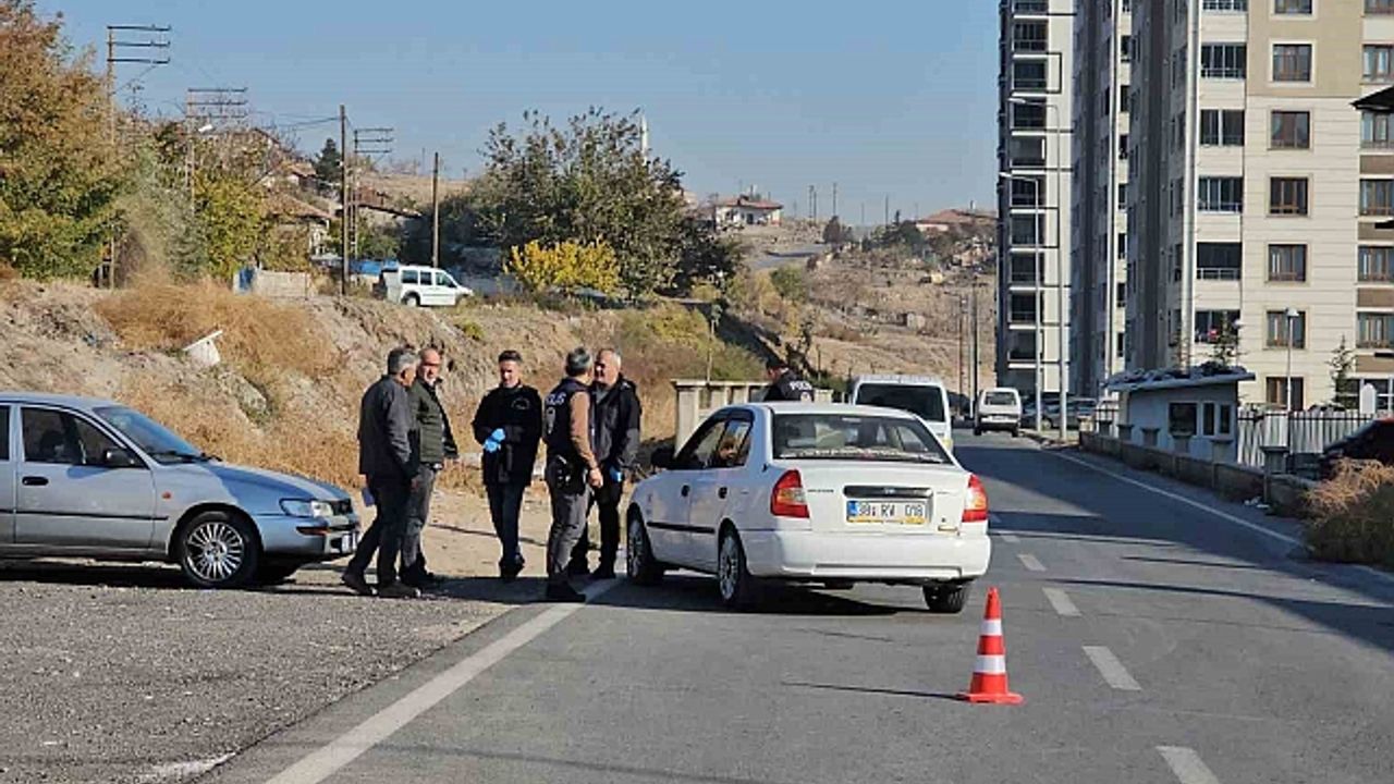 Kayseri''de bıçaklı kavga: 13 yaşındaki çocuk ağır yaralandı