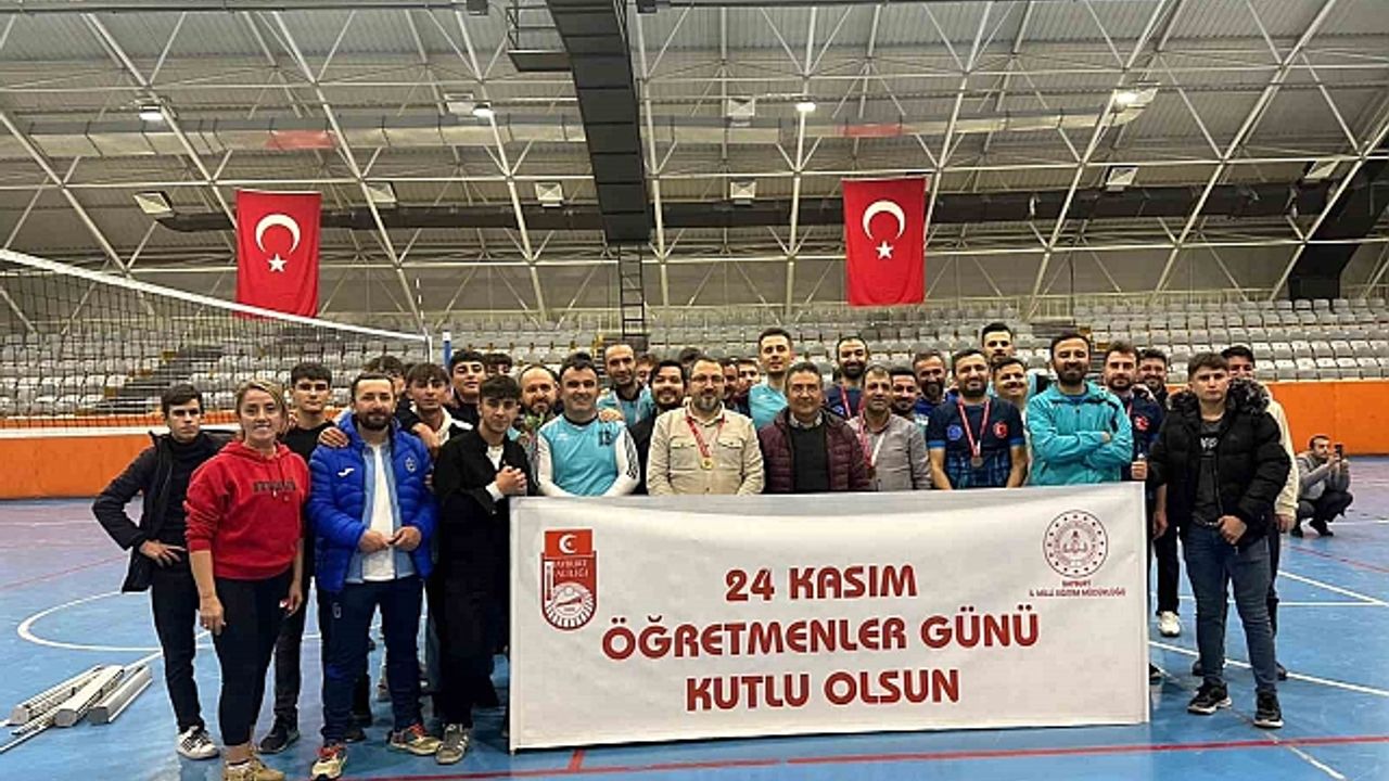 Öğretmenler Günü Voleybol Turnuvası''nın şampiyonu belli oldu
