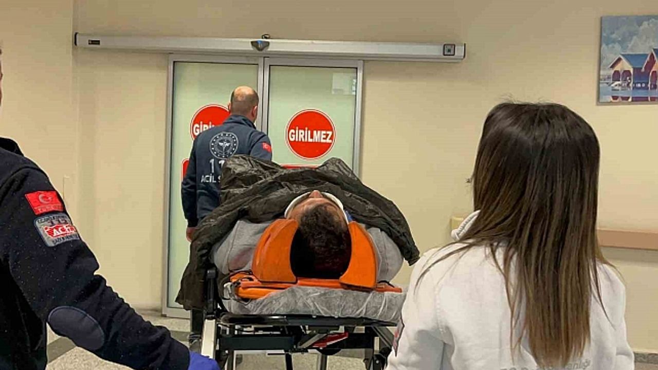 Taşlık alana iniş yapan paraşütçü yaralandı