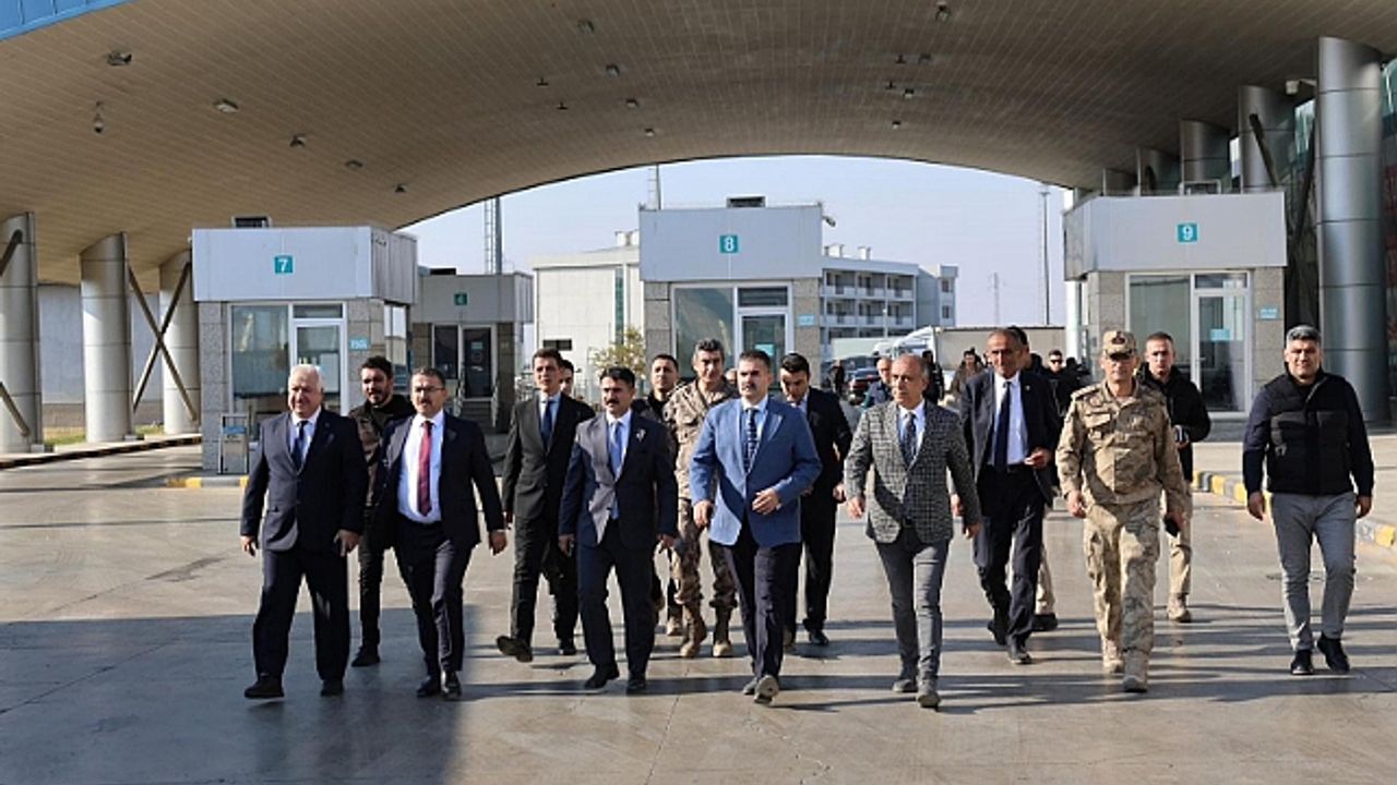 Vali Ercan Turan Aralık İlçesi ve Dilucu Gümrük Kapısı"nda İncelemelerde Bulundu
