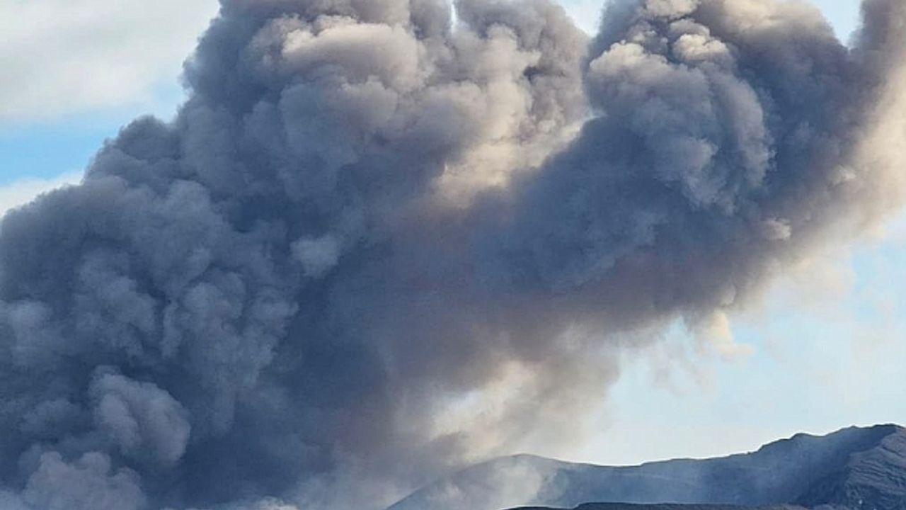 ABD''nin Hawaii adasındaki Kilauea Yanardağı''nda patlama meydana geldi