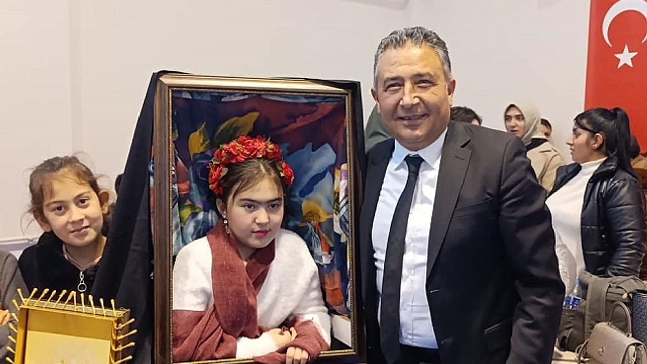 Bayburt''ta geri dönüşüm sergisi açıldı