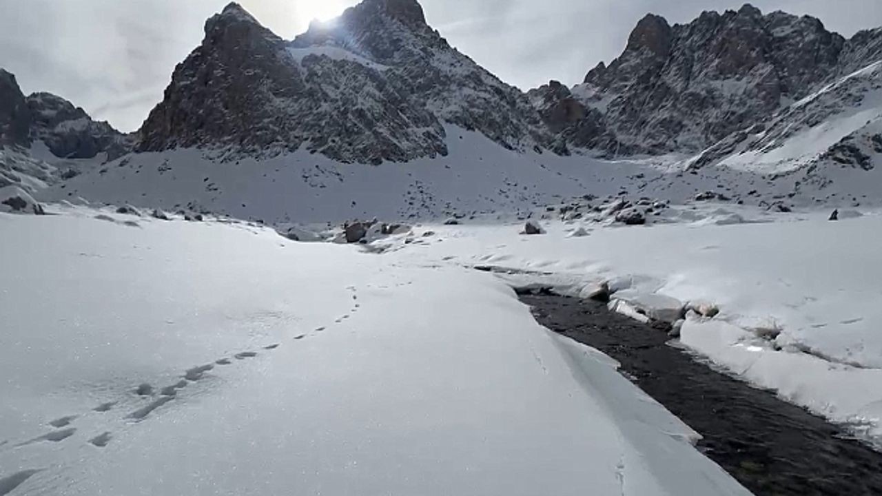 Cennet ve Cehennem Vadisi karla kapandı
