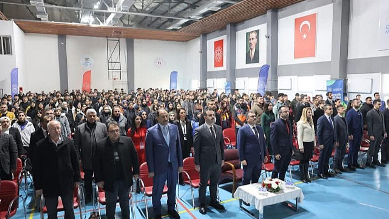 Gençlik Politika Belgesi Vizyon Çalıştayı Iğdır''da Düzenlendi