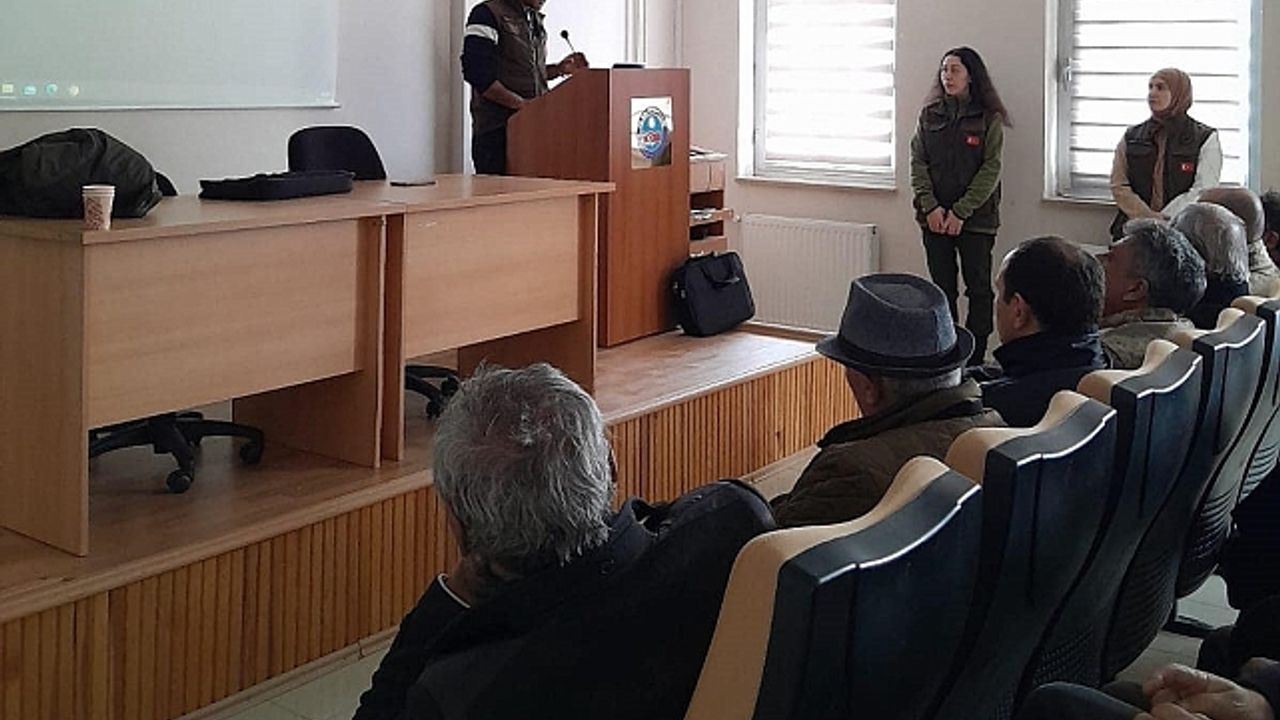 Jandarma , Emniyet ve muhtarlara yaban hayat bilgilendirmesi