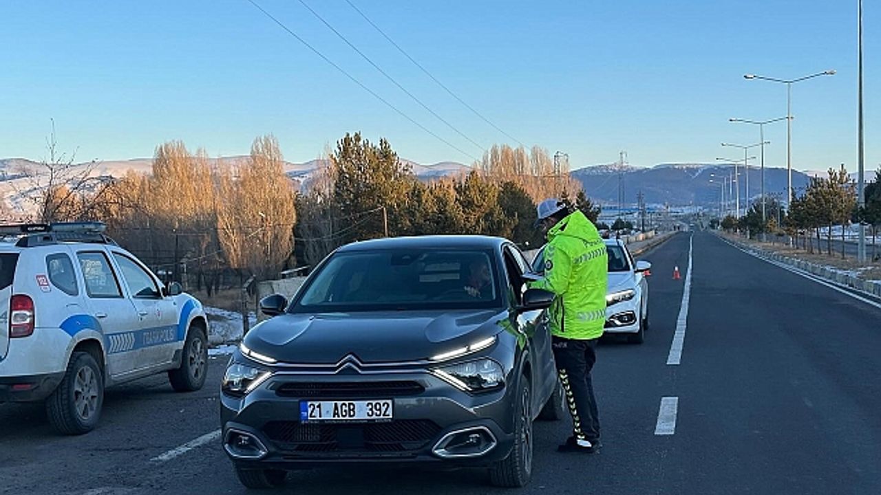Sarıkamış''ta asayiş ve güvenlik uygulamaları sürüyor