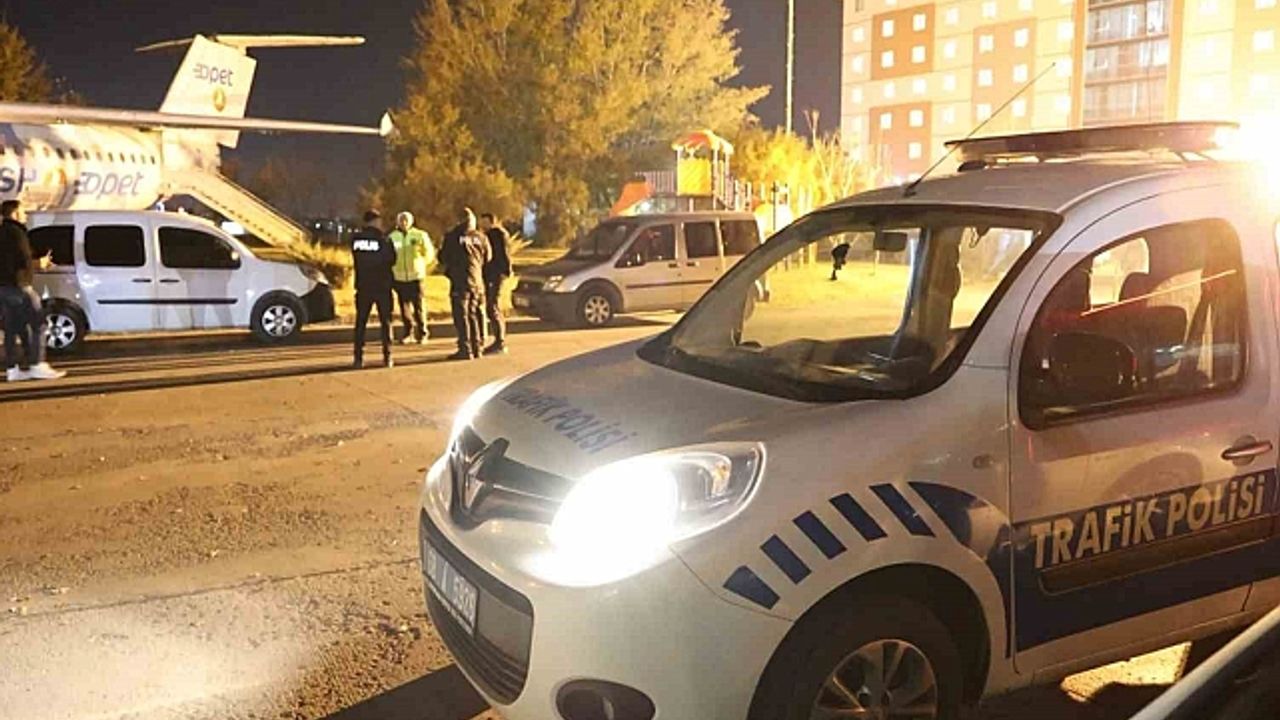 Aksaray''da kız öğrenci yurtları abluka altında