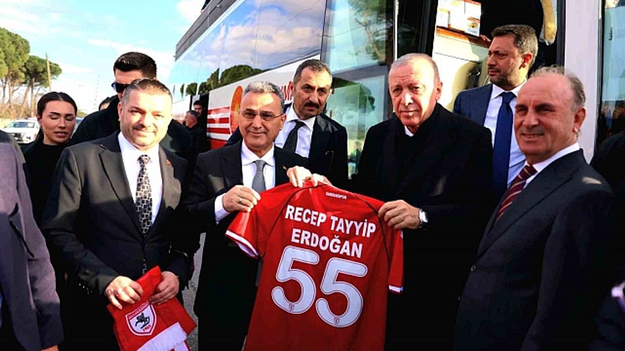 Başkan Kurnaz''dan Cumhurbaşkanı Erdoğan''a 55 numaralı forma