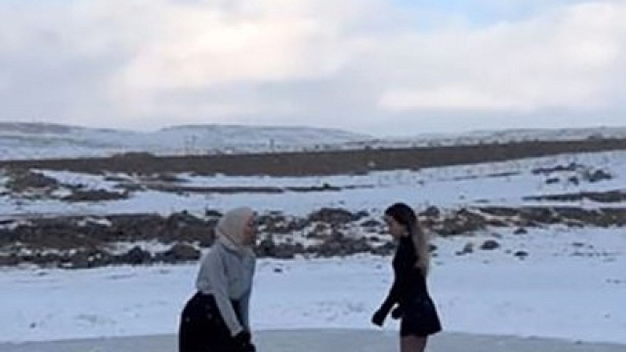 Buz patencilerinin yeni rotası Çıldır Gölü