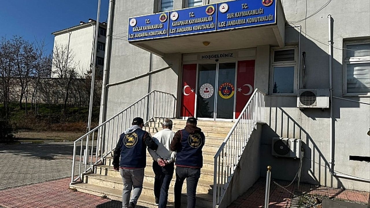 Diyarbakır''da 15 yıl hapis cezası bulunan şahıs yakalandı