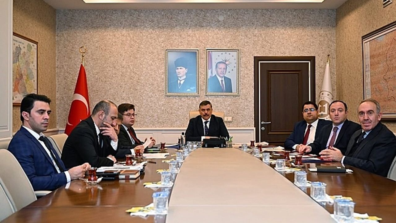 Eğitim yatırımları masaya yatırıldı