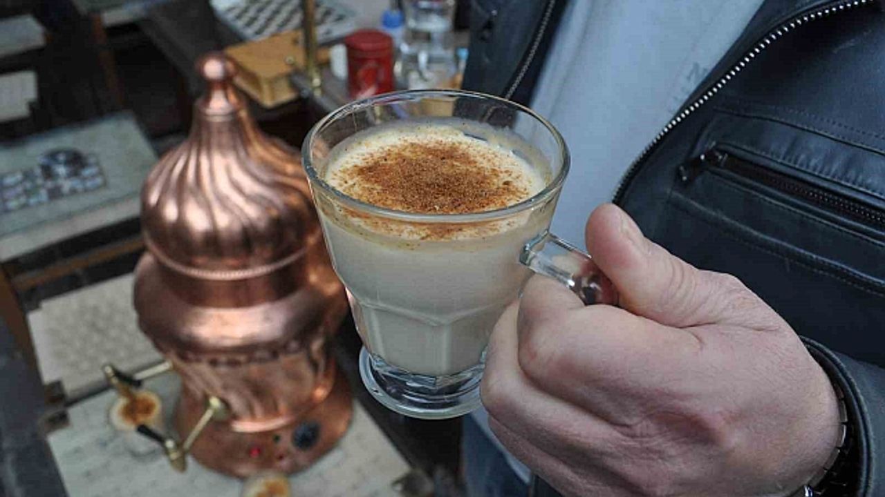 Soğuk havalarda hem eli hem de içi ısıtıyor