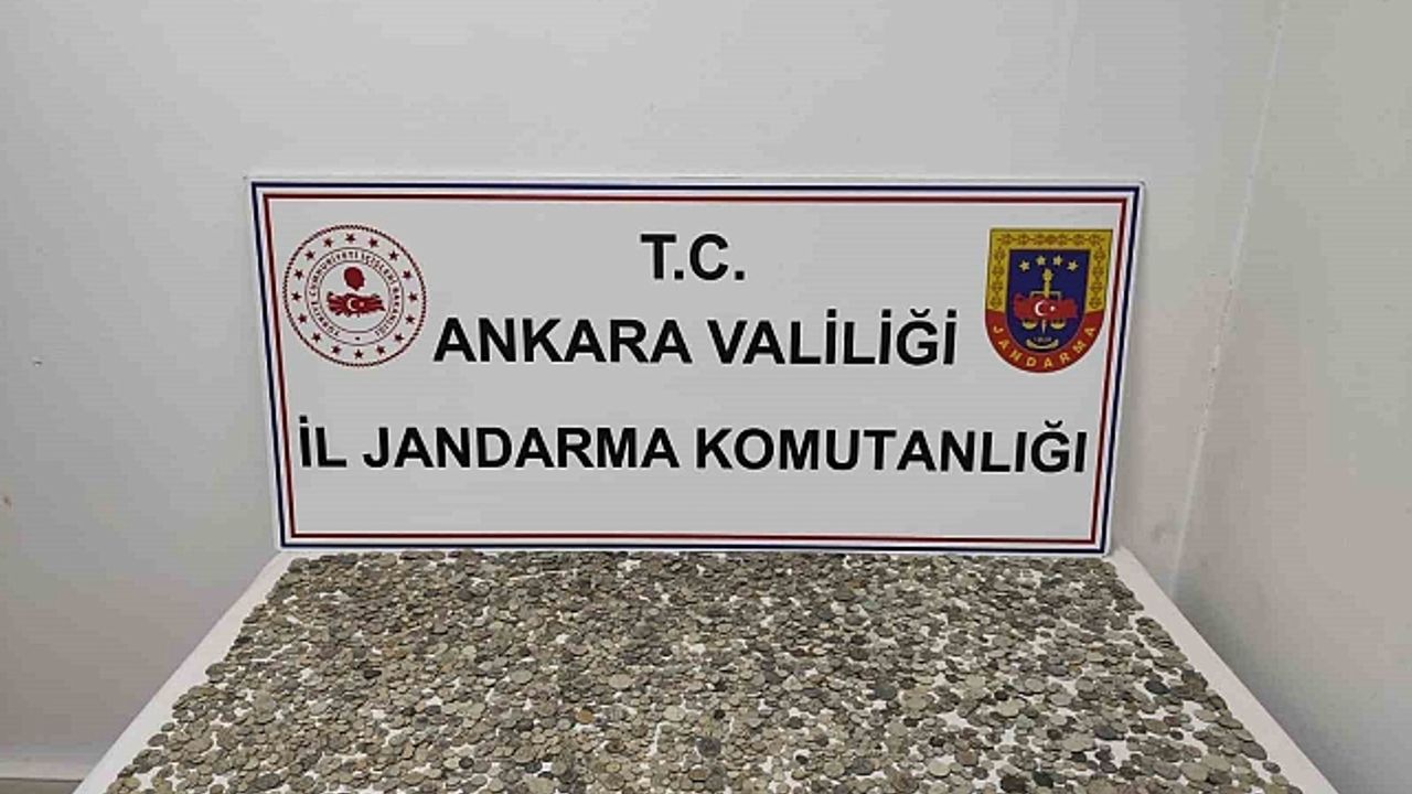 Ankara''da 3 milyon lira değerinde tarihi eserler ele geçirildi