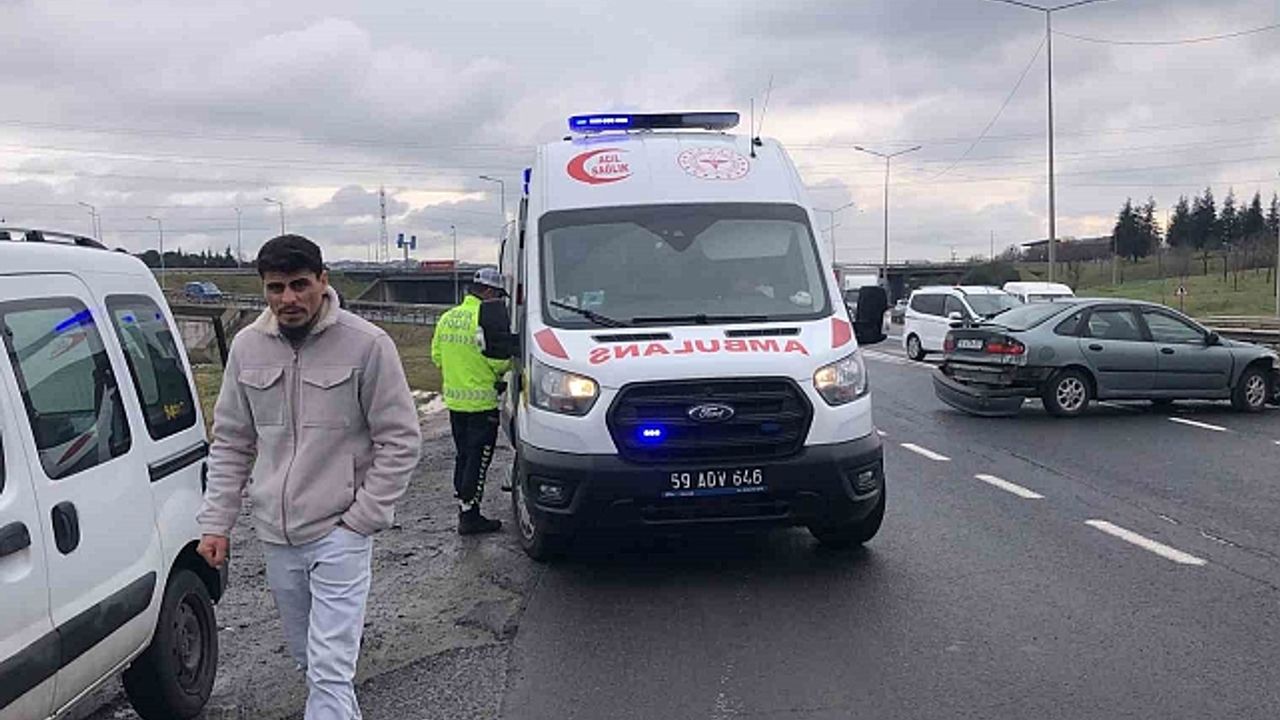 Çorlu''da trafik kazası: 1 yaralı