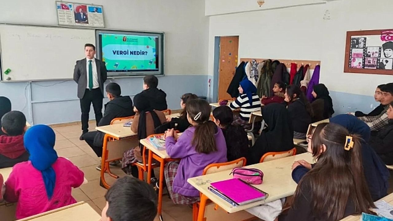 Doğubayazıt''ta vergi eğitimi semineri gerçekleştirildi