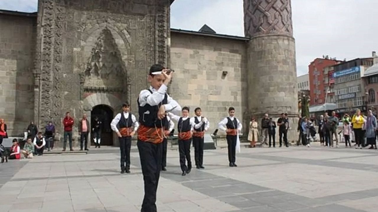 Erzurum''da 500 etkinlik ile yaklaşık 1 milyon ziyaretçi