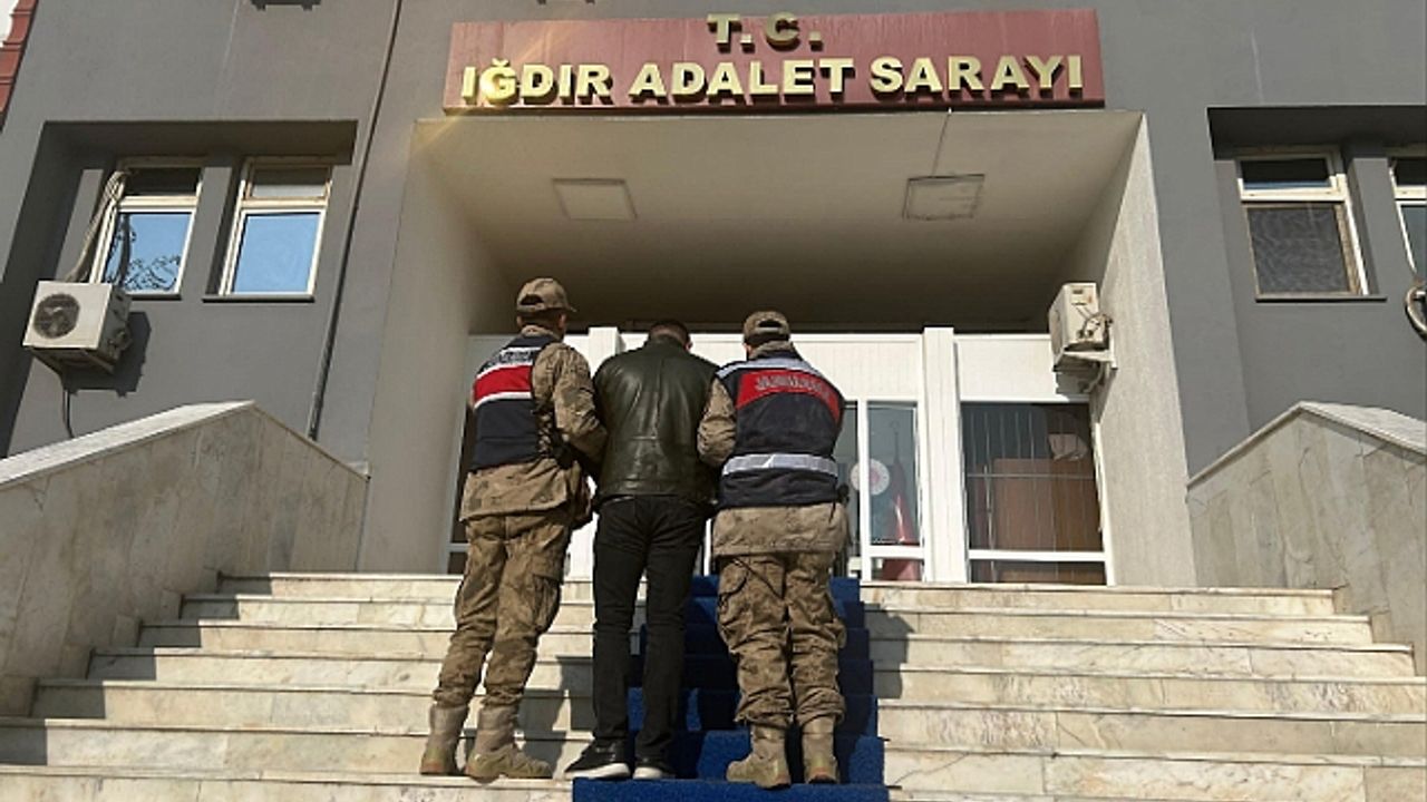 Iğdır"da Jandarmadan Uyuşturucu ve Silah Kaçakçılığı Operasyonu: 1 Tutuklama