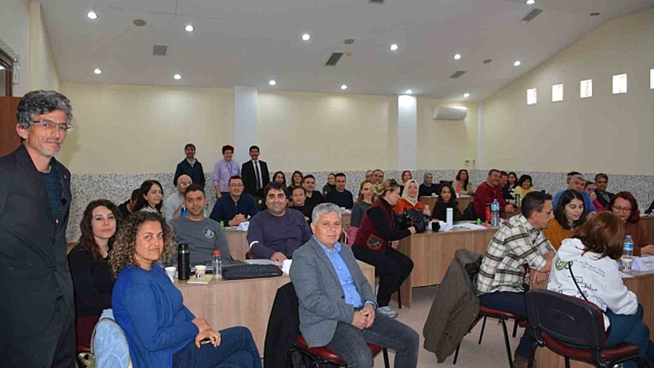 Köyceğiz''de öğretmenlere eğitim devam ediyor