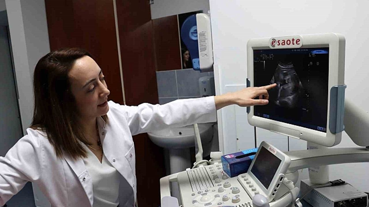 Öztürk, "Sezaryen, tıbbi gereklilik halinde yapıldığında anne ve bebek için hayat kurtarıcıdır"