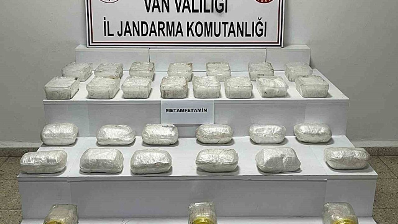 Van''da 243 kilogram 624 gram uyuşturucu ele geçirildi