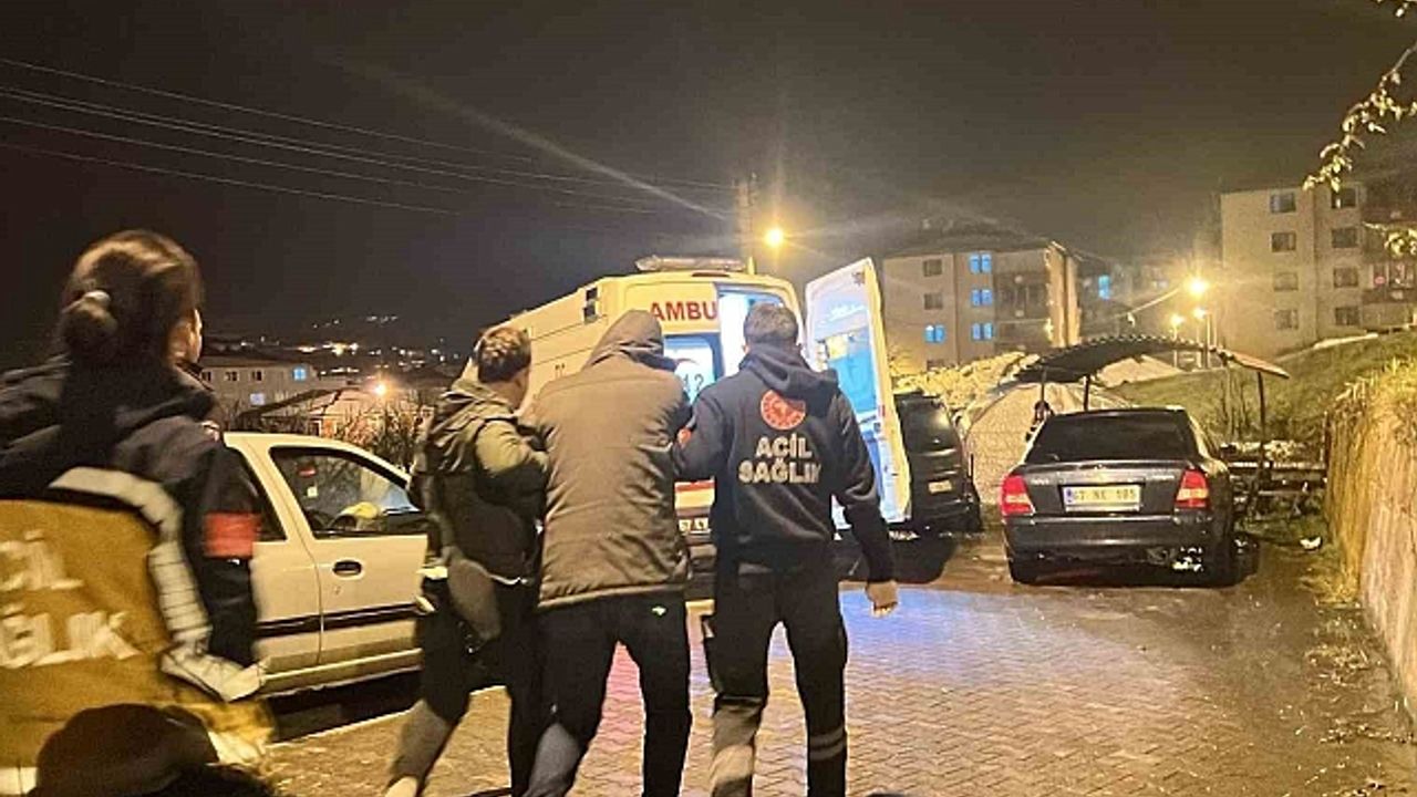 Zonguldak''ta korku dolu gece, çenesine silah dayayıp boşandığı eşinin gelmesini istedi