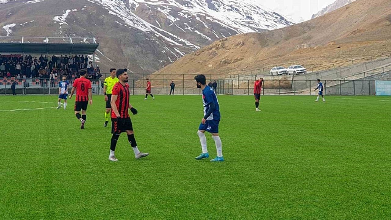 Başkalespor, Van Büyükşehir Belediyespor''la 1-1 berabere kaldı
