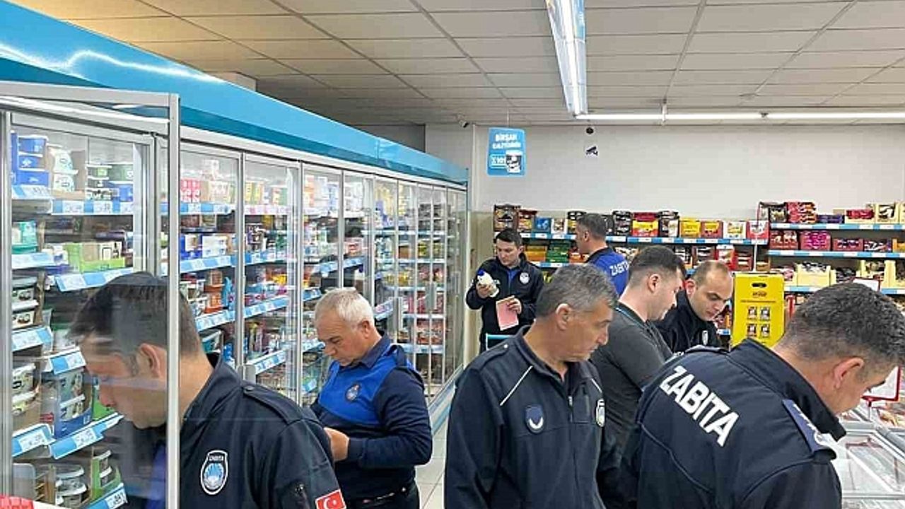Bozdoğan''da zabıta ekipleri denetimlerini sürdürüyor