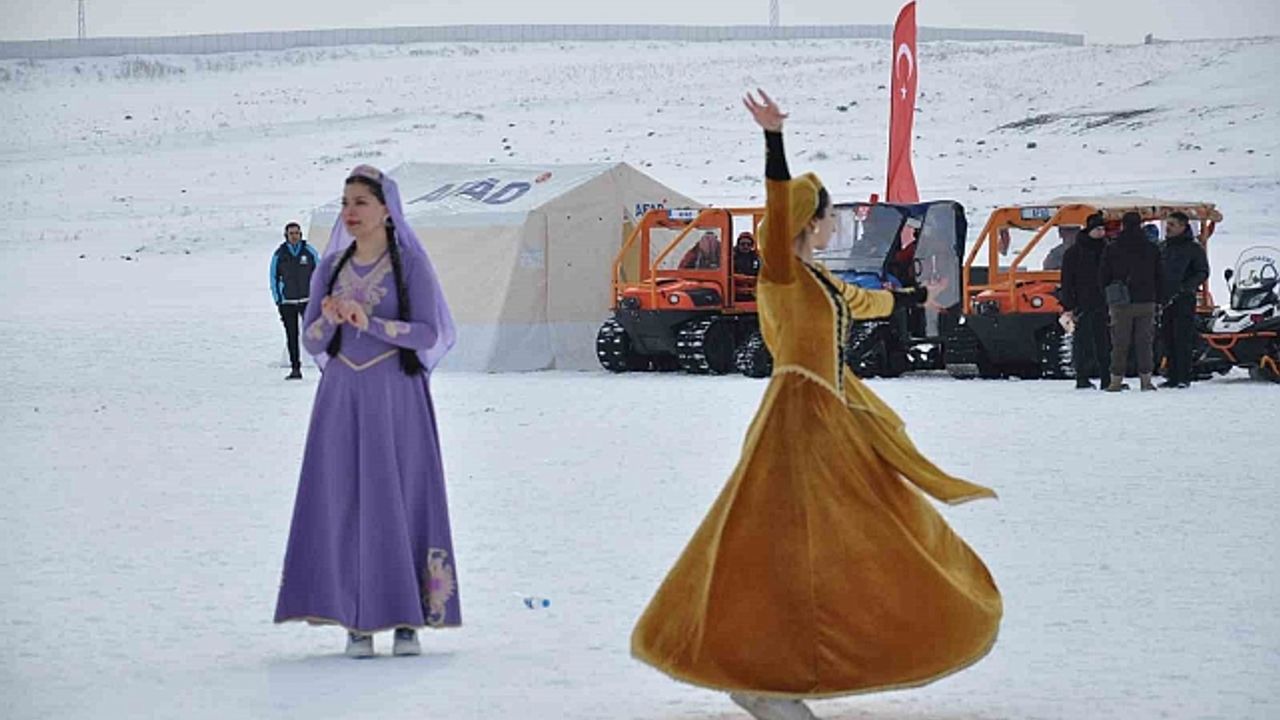 Çıldır Gölü''nde "Buzlarla Dans Etkinliği" düzenleniyor