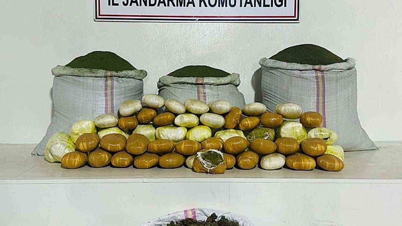 Diyarbakır''da 180 kilo esrar ele geçirildi