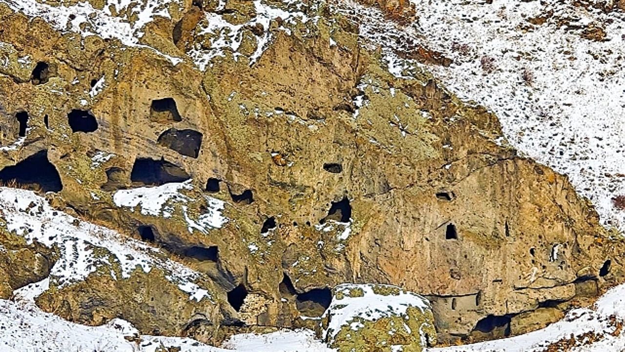 Doğaseverlerin yeni rotası: Harosman mağaraları