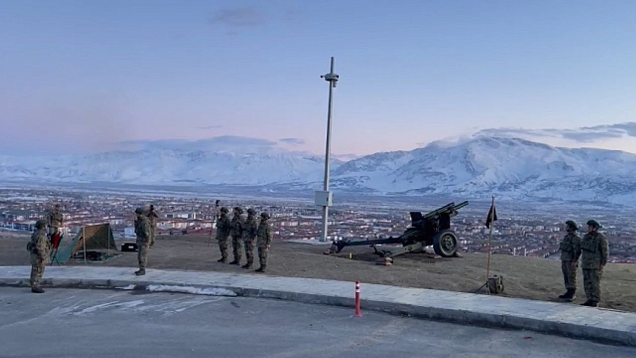 Erzincan''da ramazanda top atışı geleneği yaşatılıyor
