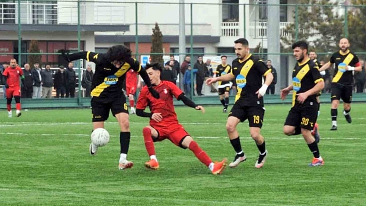Esen Metalspor - Kocasinan Şimşekspor maçı Pazar günü oynanacak