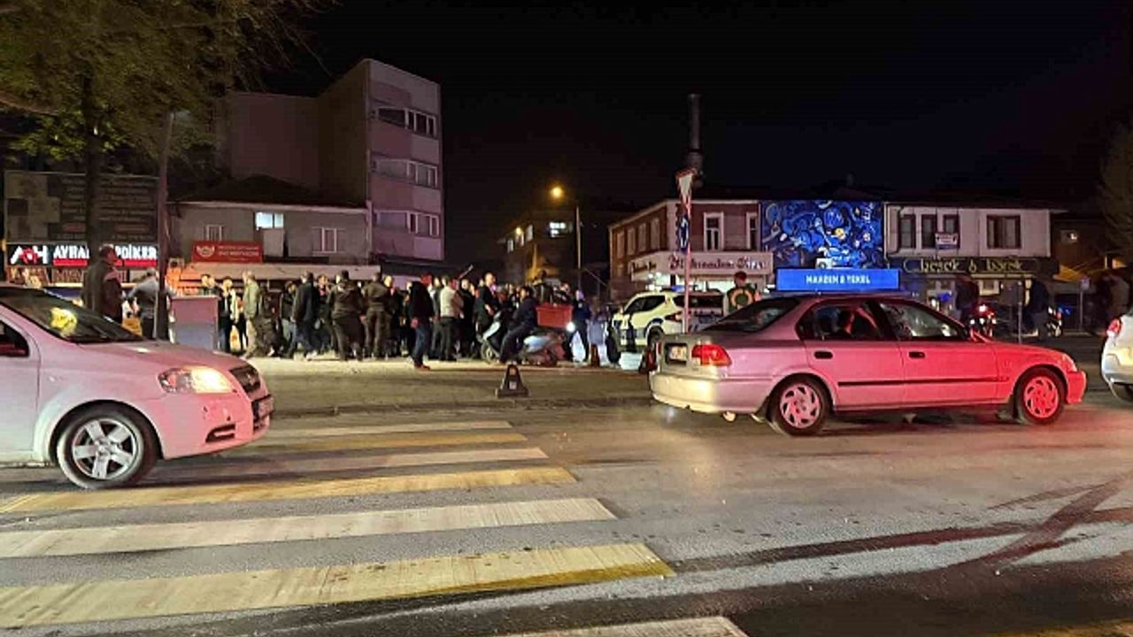 Gürültü sebebiyle çıkan kavgada ortalık savaş alanına döndü