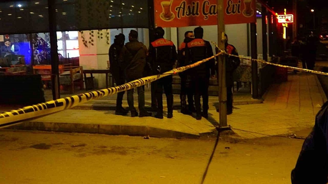 Kahvehanedeki silahlı saldırıda yaralılardan biri hayatını kaybetti