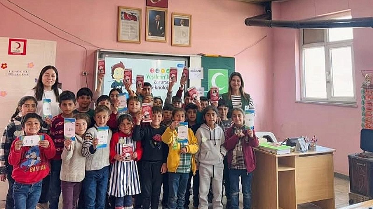 Karakoyunlu"da Öğrencilere Teknoloji Bağımlılığı Eğitimi Verildi